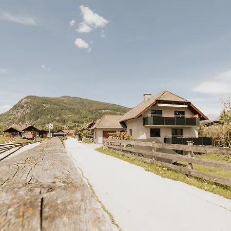 Christls Taurachblick * Mauterndorf (Salzburg)